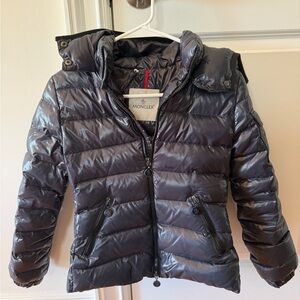 Moncler Boys Down Puffer Jacket Size 10 (Fits 7–10) – Authentic